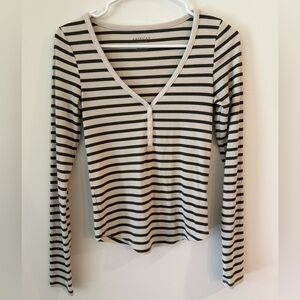 American Eagle Outfitters Olive Green and White Striped Ribbed Henley